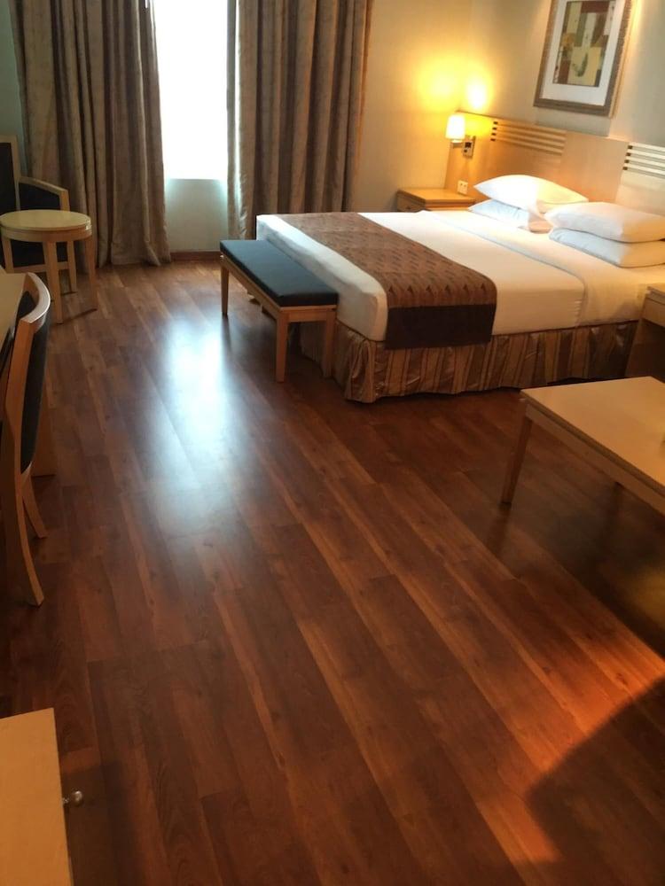 L'Arabia Hotel Apartments Abu Dhabi Bagian luar foto